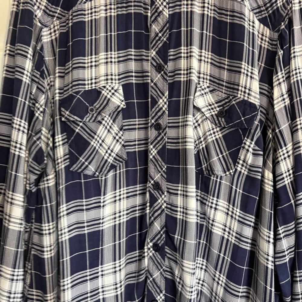 Torrid Navy & White Plaid Challis Camp Button Down Shirt With Collar Size 2X - Picture 4 of 12
